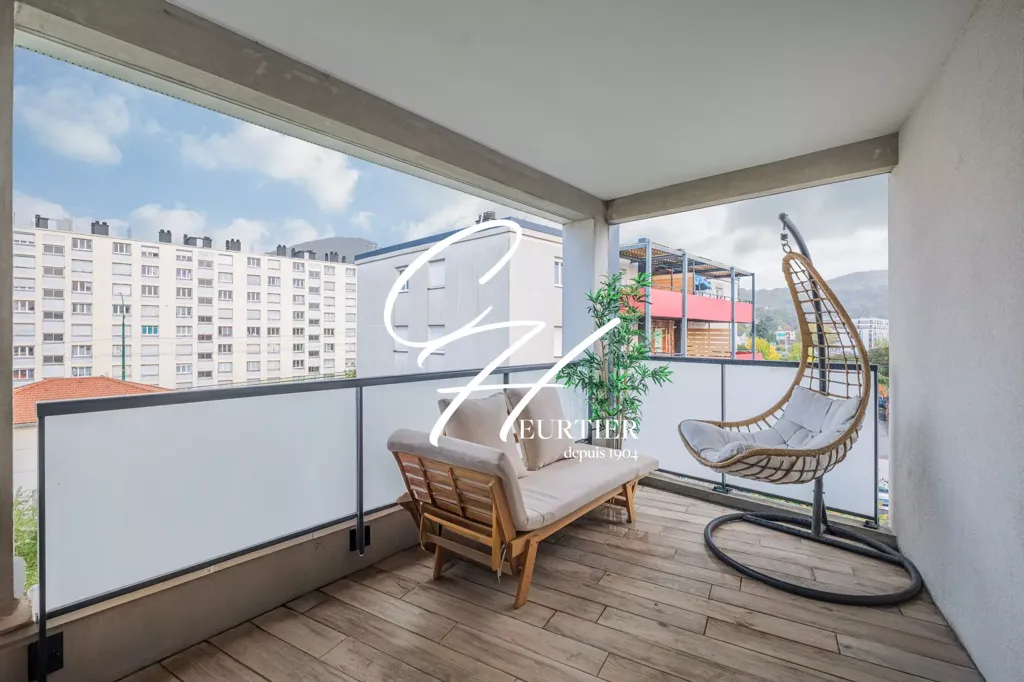 Balcon - Appartement Neuf avec Balcon à Eybens