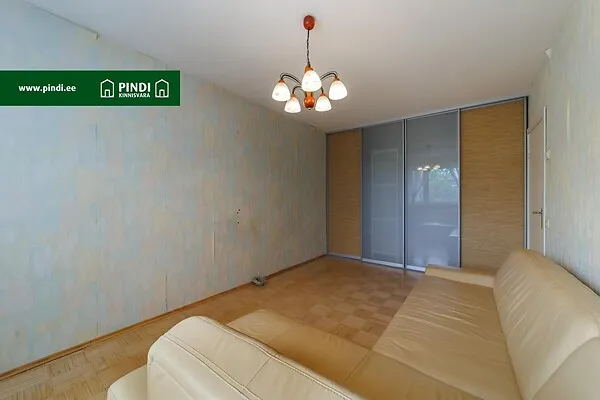 Séjour - 3-Bedroom Flat with Central Heating in Lasnamäe, Tallinn