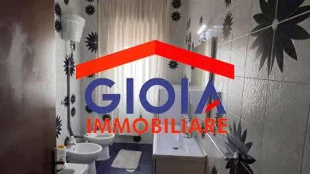 Vannitoad - Spacious Apartment with Terrace in Mondragone
