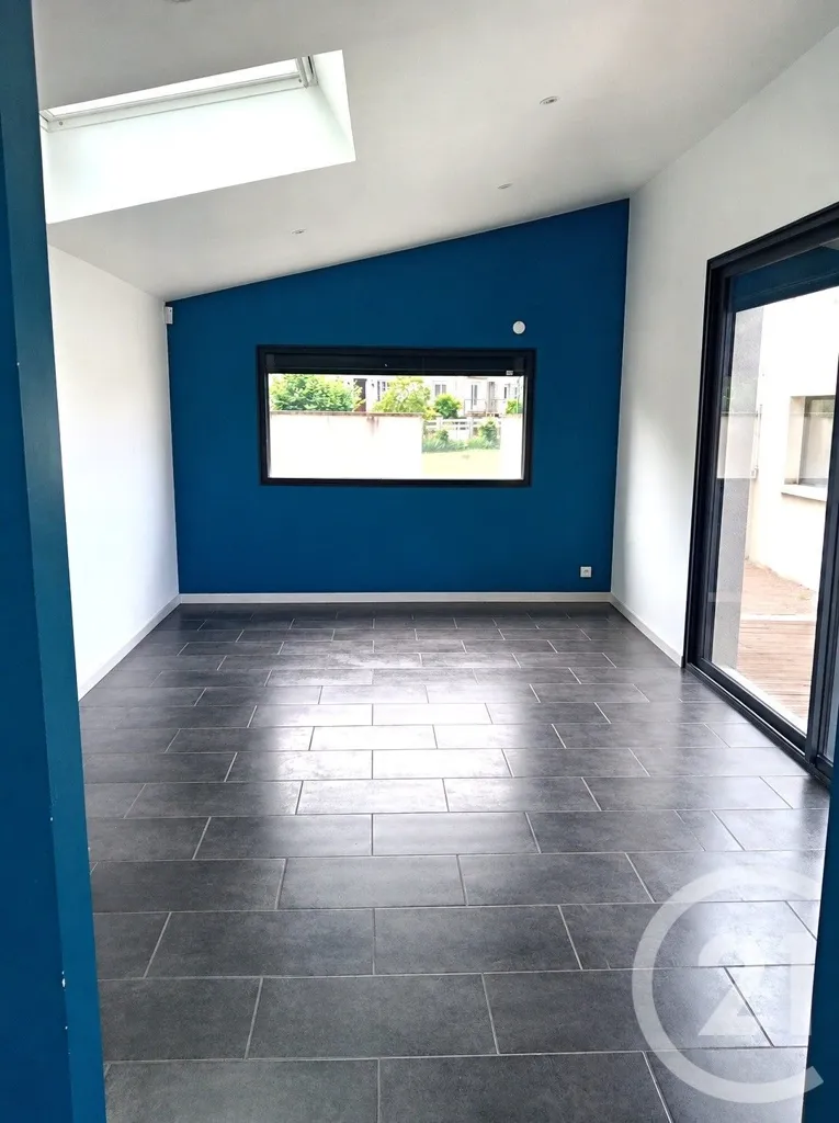 Séjour - Villa Rénovée avec Piscine à Beffes
