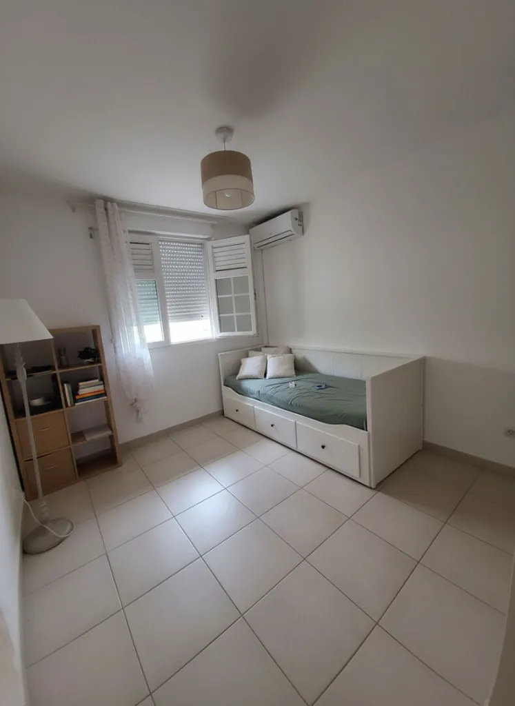 Chambres - Appartement Meublé avec Terrasse à Le Lamentin