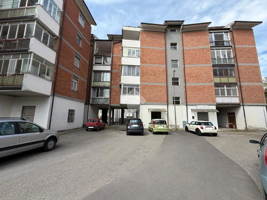 Extérieur - Apartment with Balcony in Potenza
