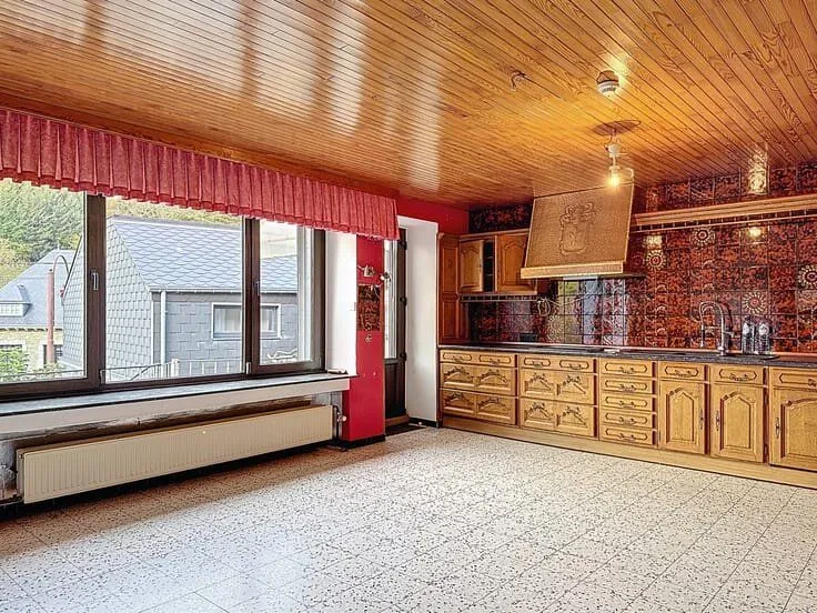 Köök - House with Potential in Houffalize Centre