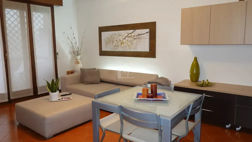 Séjour - Modernised Apartment with Balcony in Suzzara