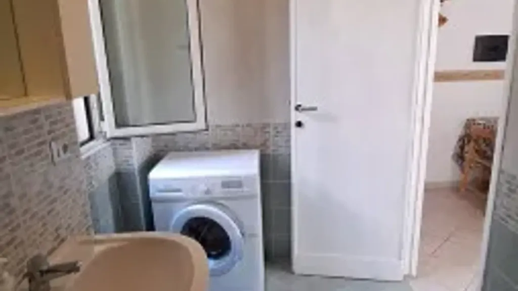 Vannitoad - Shared Flat with Terrace in Ardeatino, Rome