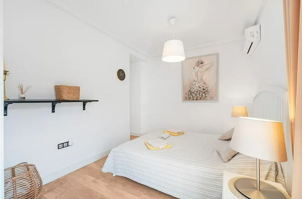 Bedrooms - Holiday Apartment with Terrace in Torrevieja