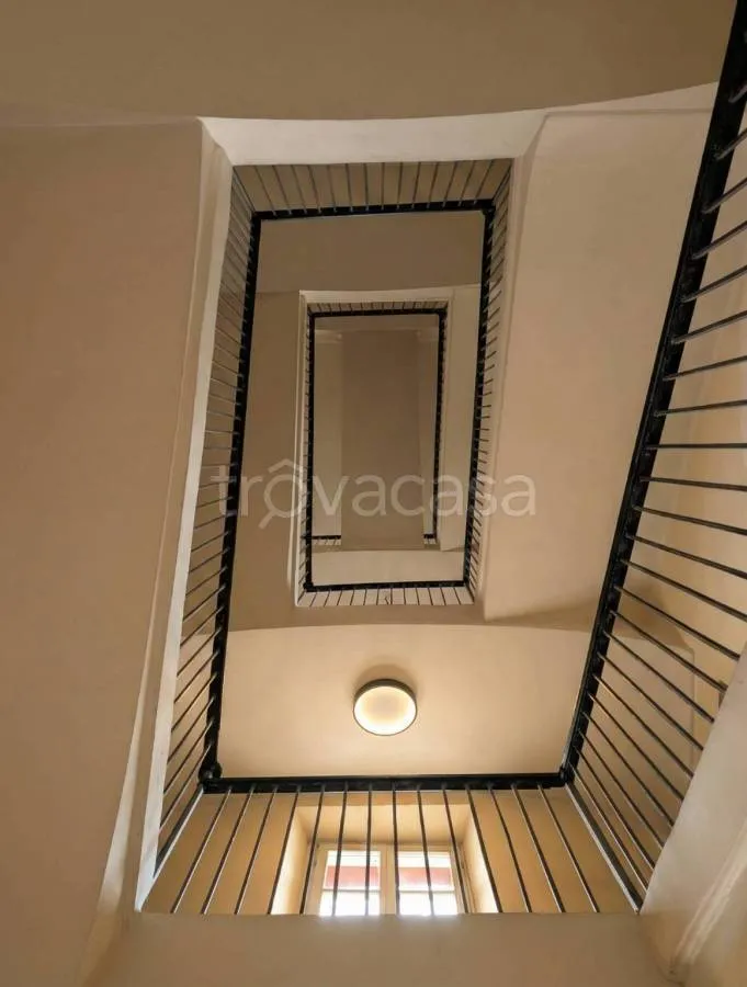 Toad - Retrofitted Studio with Balcony in Turin
