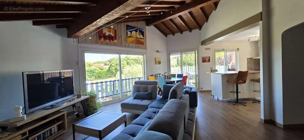 Soggiorno - Exceptional T5 Apartment with Private Pool in Escalquens