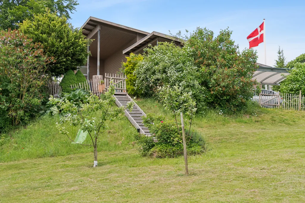 Jardin - Swedish Villa with Panoramic Nature View in Hoptrup