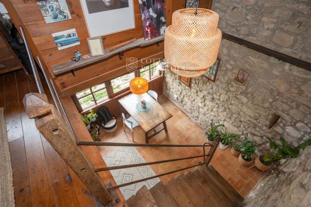 Pièces - Sustainable Farmhouse with Panoramic Views in Pla de l'Estany