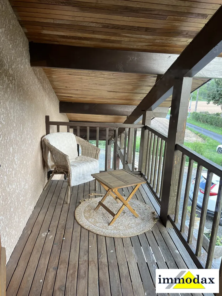 Balcon - Maison Traditionnelle avec Piscine à Mimbaste