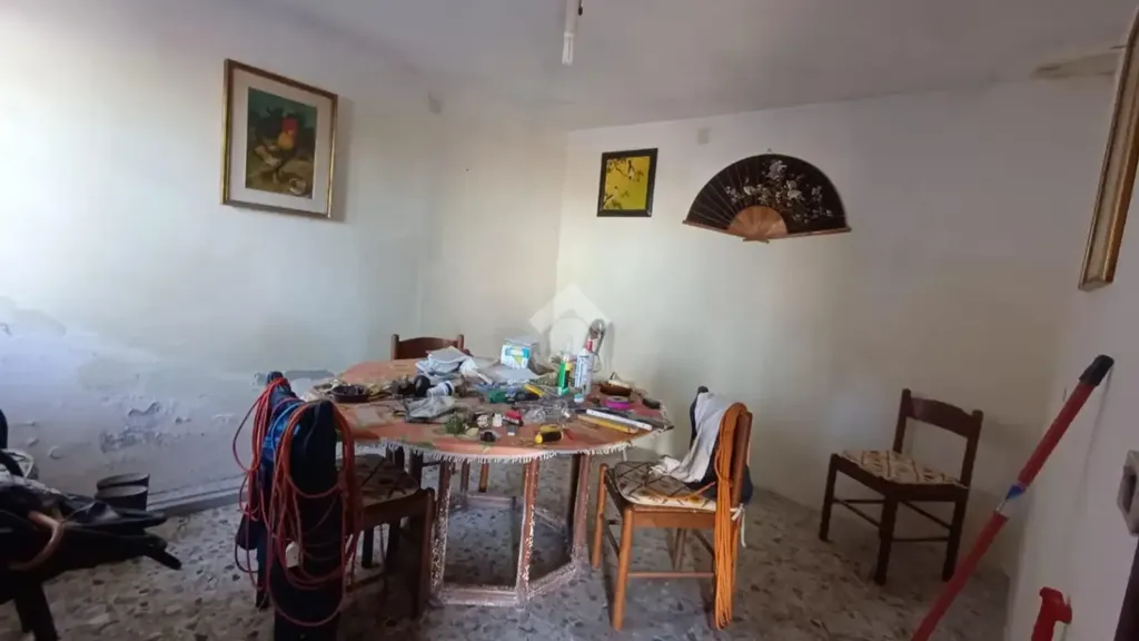 Söögituba - Independent House with Private Garden in Carpineti