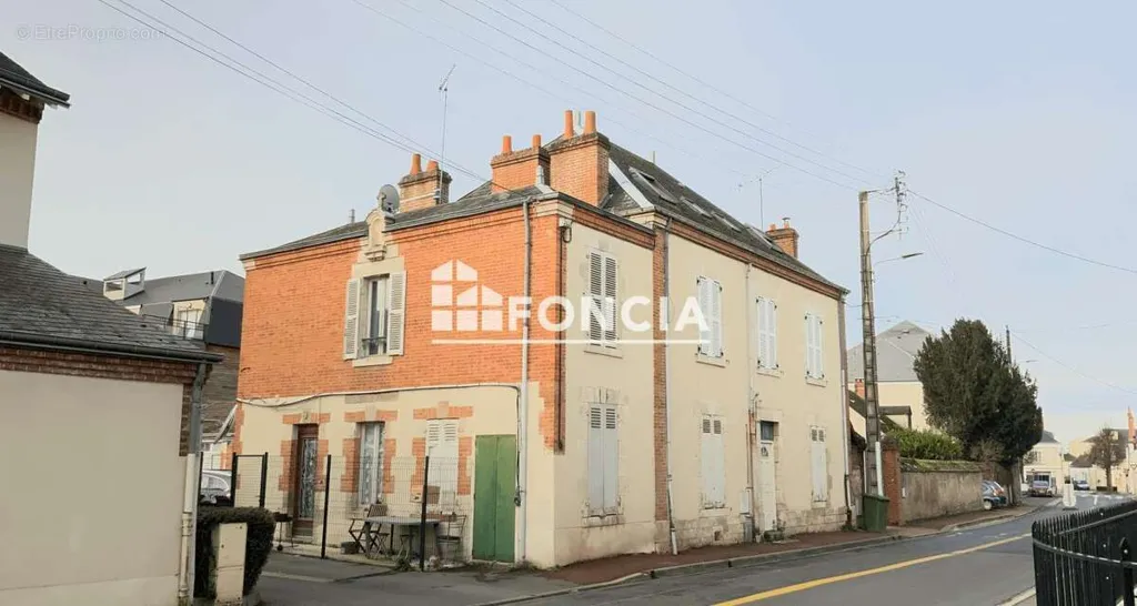 Extérieur - Immeuble de Rapport avec 3 Logements à Olivet