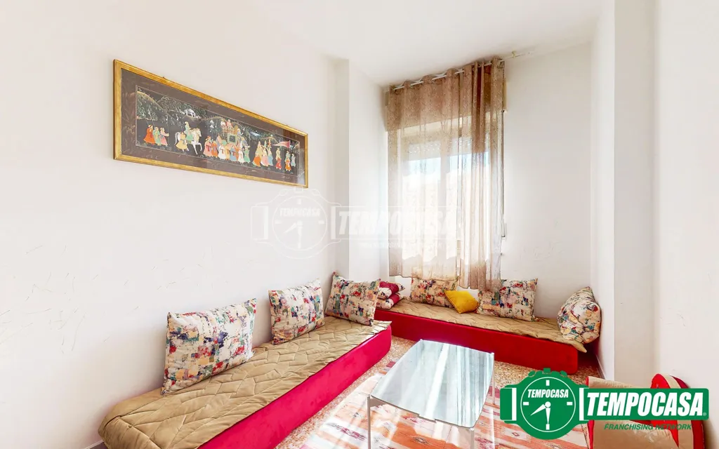 Séjour - Spacious Apartment with Balcony in Valenza