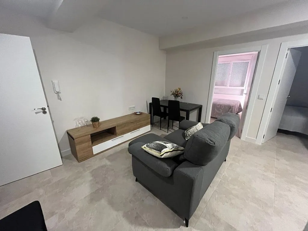 Living Room - Modernised Flat with Balcony in Almansa Centre