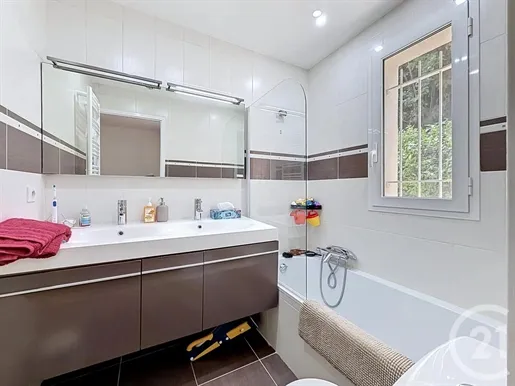Vannitoad - Apartment with Golf View in Royal Mougins Golf