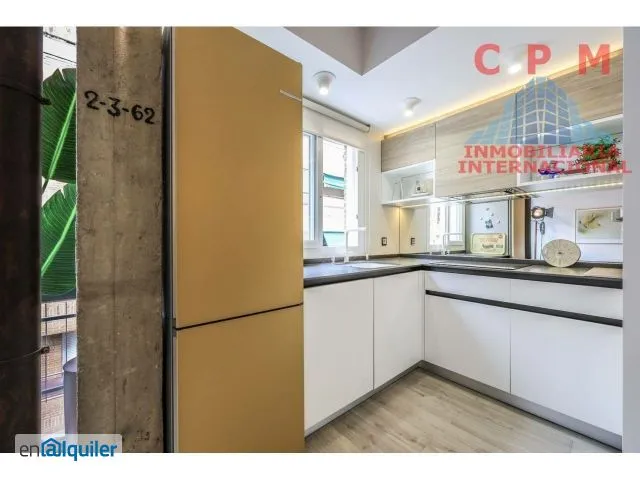 Cuisine - Furnished Flat with Trunk Room in Salamanca