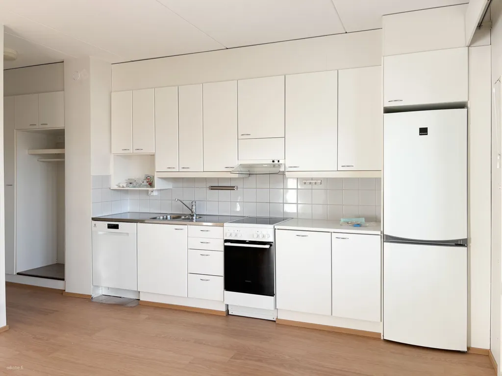 Köök - Efficient Two-Bedroom Flat with Balcony in Oulu