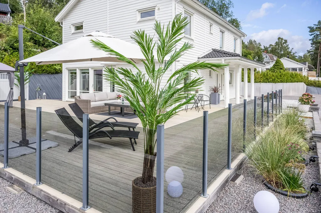 Extérieur - Contemporary Two-Storey House in Svärtinge