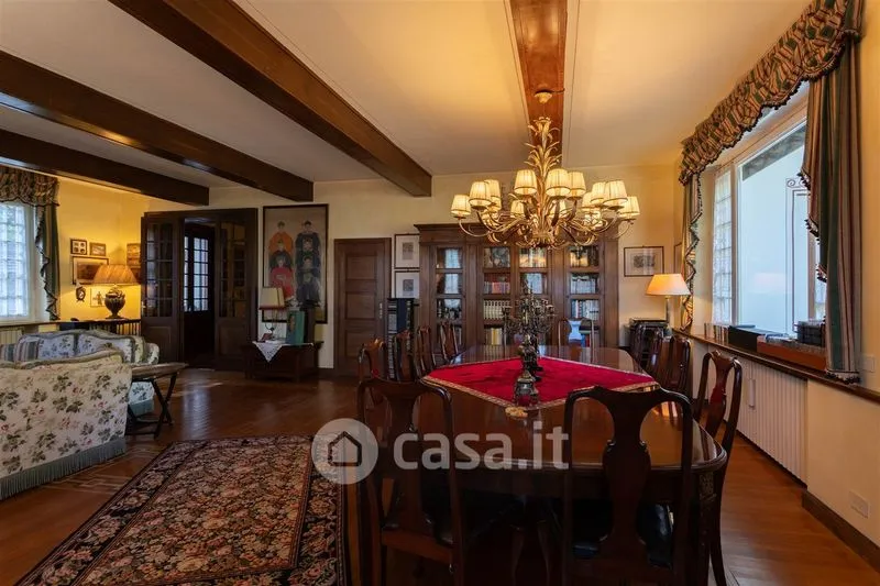 Salle à manger - Chalet with Private Park in Stresa