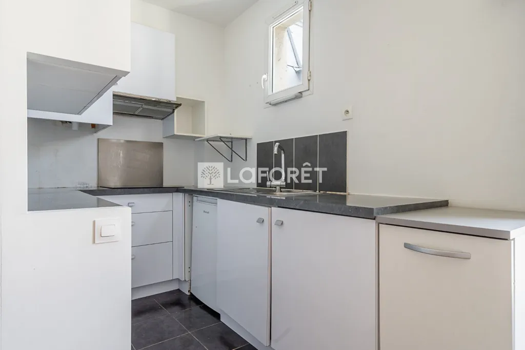 Köök - Charming Flat with Sky View in 9th Arrondissement