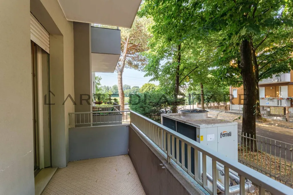 Rõdu - Bright Apartment with Terrace in Padova