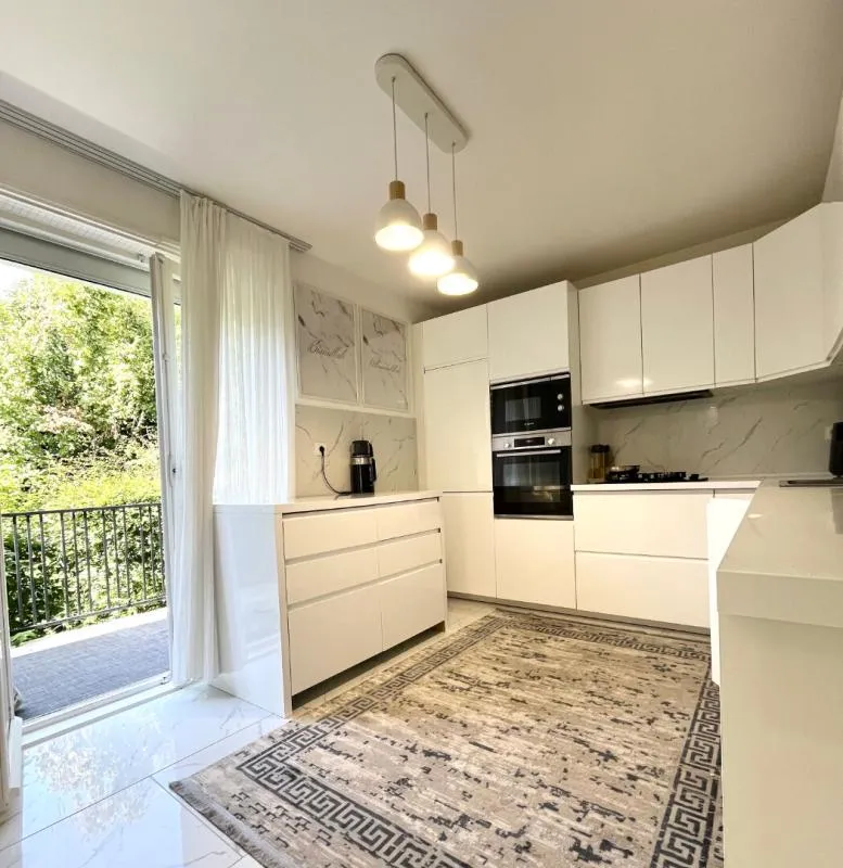 Cuisine - Maison Rénovée avec Terrasse à Noyon