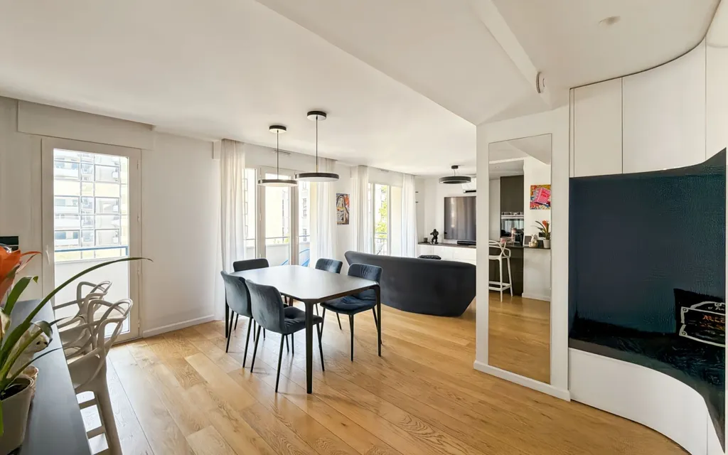 Salle à manger - Appartement Rénové avec Balcon à Lyon