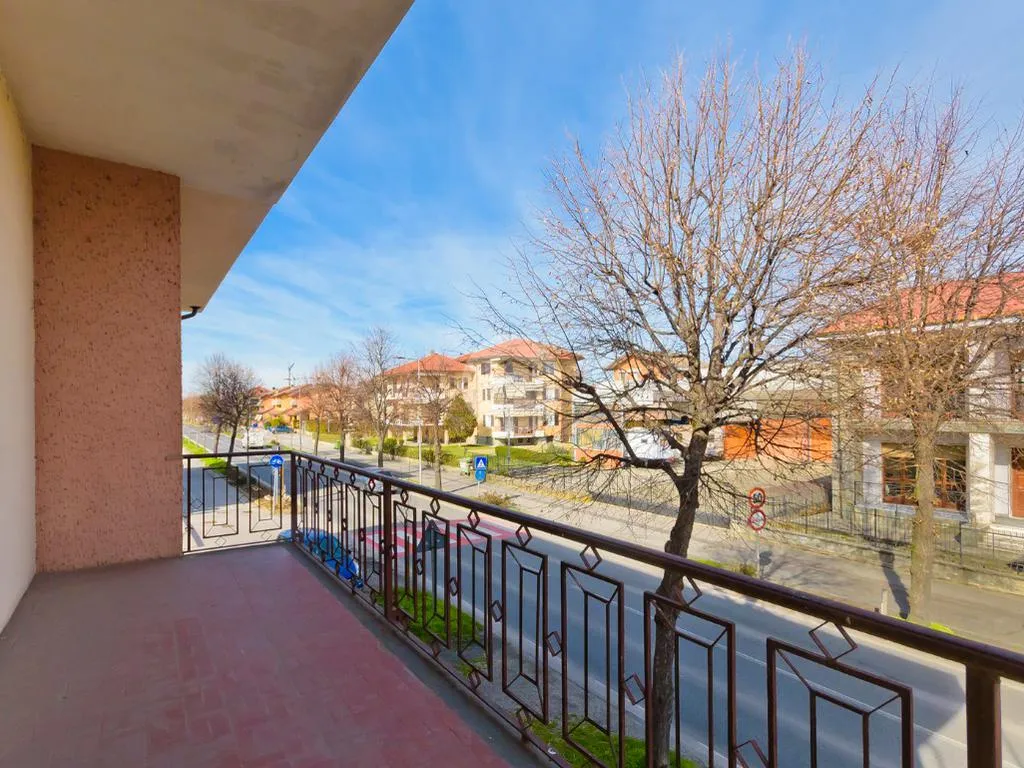 Balcon - Independent House with Garden in Genola Centre