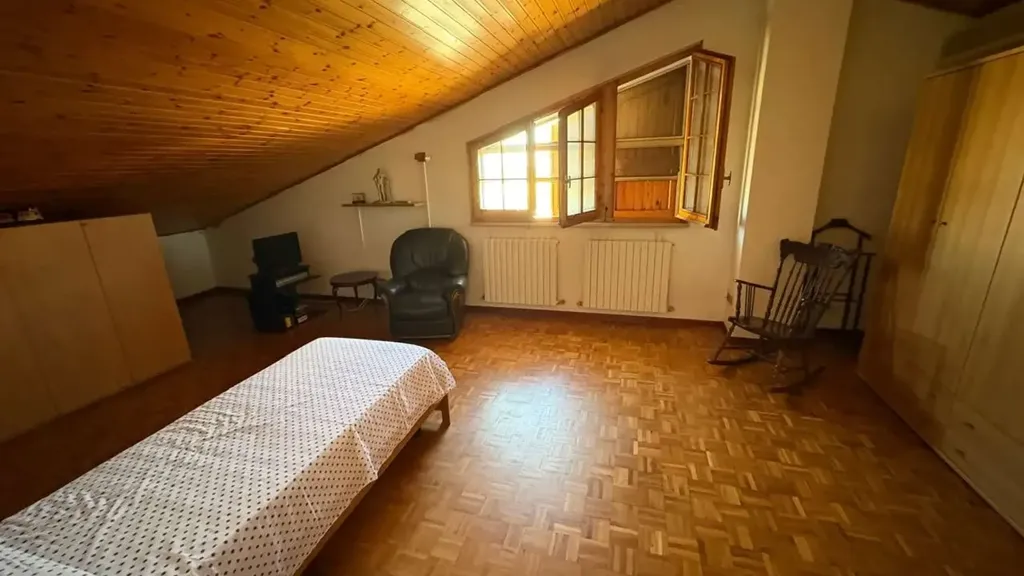 Bedrooms - Bifamiliar Villa with Private Garden in Formignana