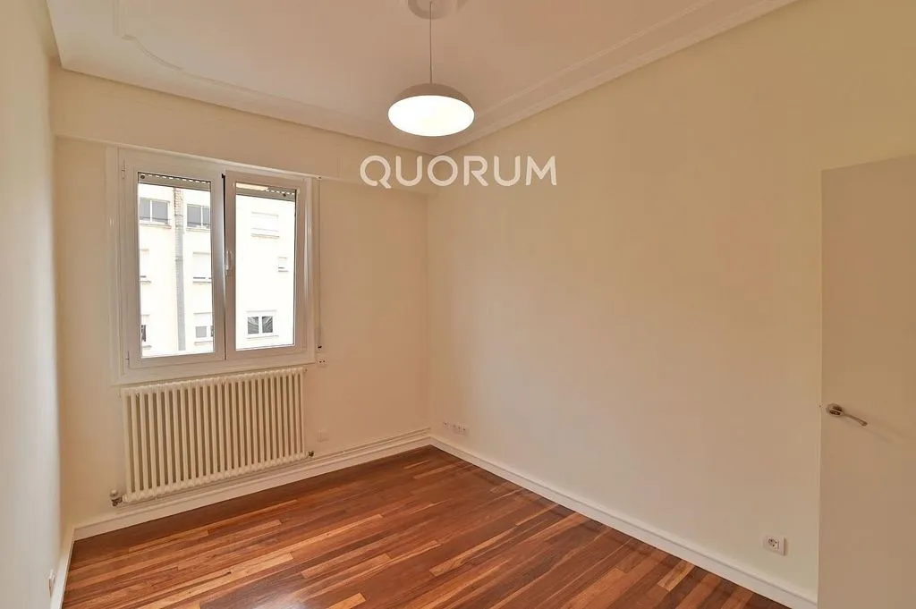 Pièces - Furnished Flat in Bilbao's Centre