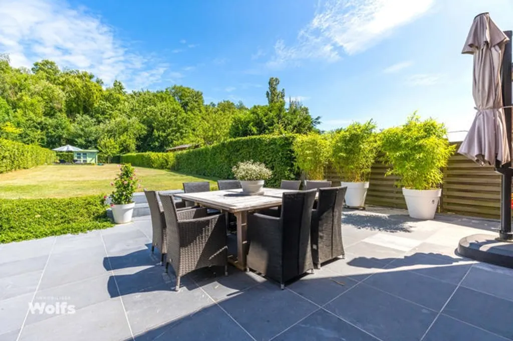 Terrass - Spacious 2008 House with Garden in Semi-Detached Setting