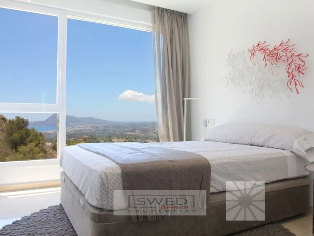 Bedrooms - Luxury House with Sea Views in Altea