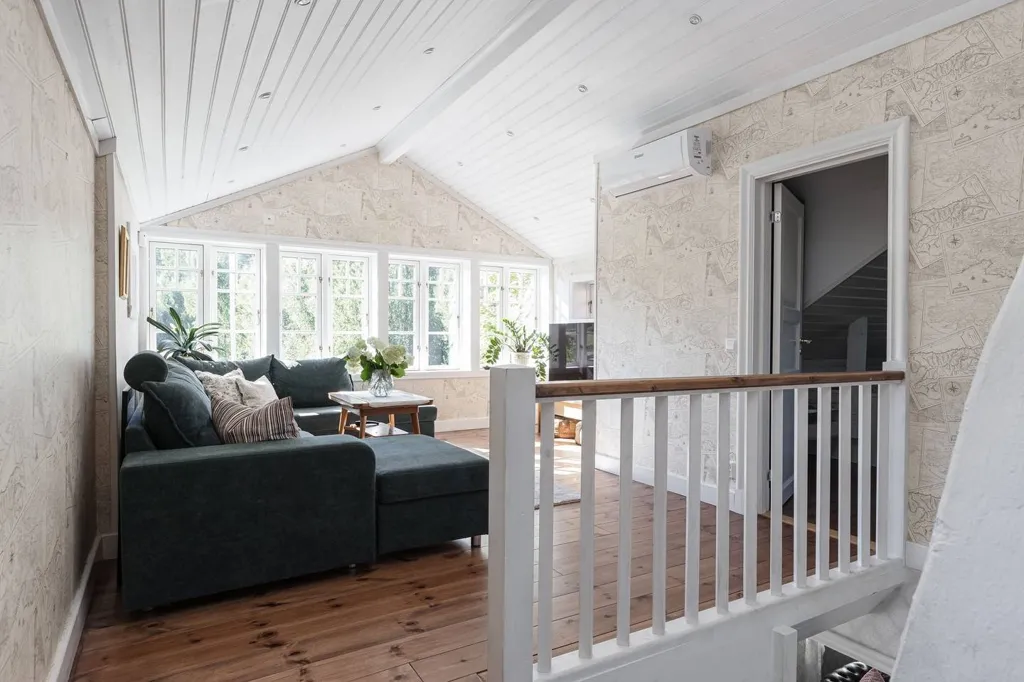 Elutuba - Charming Farmhouse with Stables in Västra Sund
