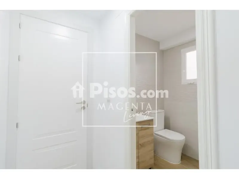 Vannitoad - Bright Studio with Balcony in Murillo Street