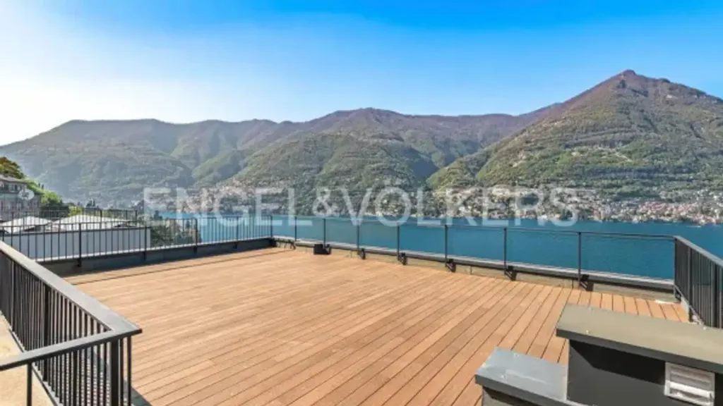 Terrass - Modern Villa with Lake View in Torno