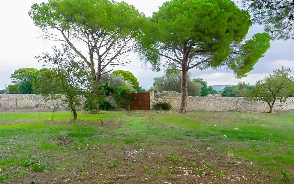 Jardin - 17th-Century Villa with Panoramic Views in Ragusa