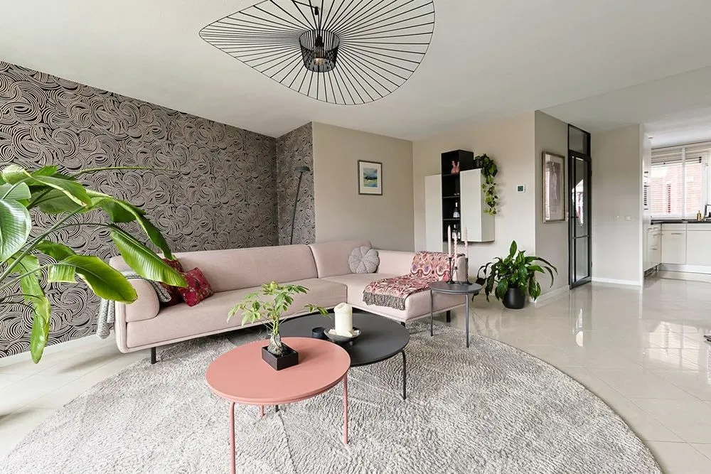 6-room house in Alphen Aan Den Rijn