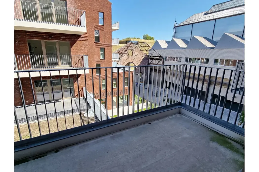 Rõdu - New Studio with Balcony in Seraing