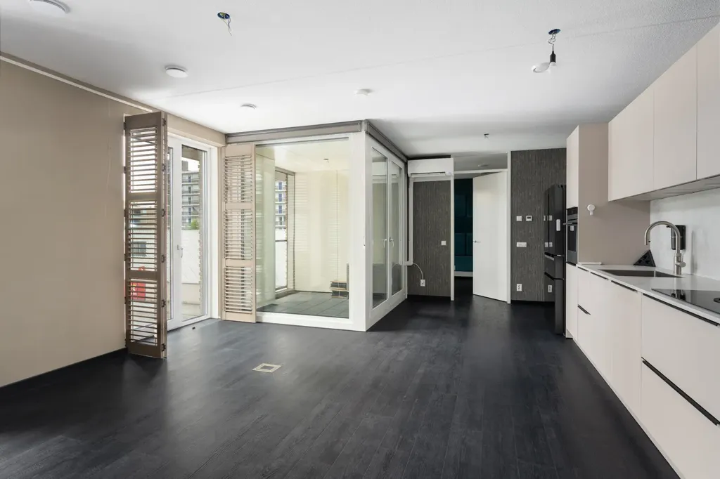Köök - Newly Built Portiekflat with Loggia in Rotterdam
