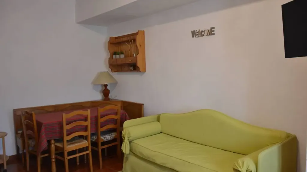 Elutuba - Ground Floor Apartment with Fireplace in Ovindoli