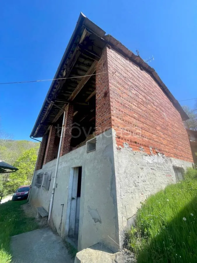 Välivaade - Rustic Property with Private Garden in Paesana
