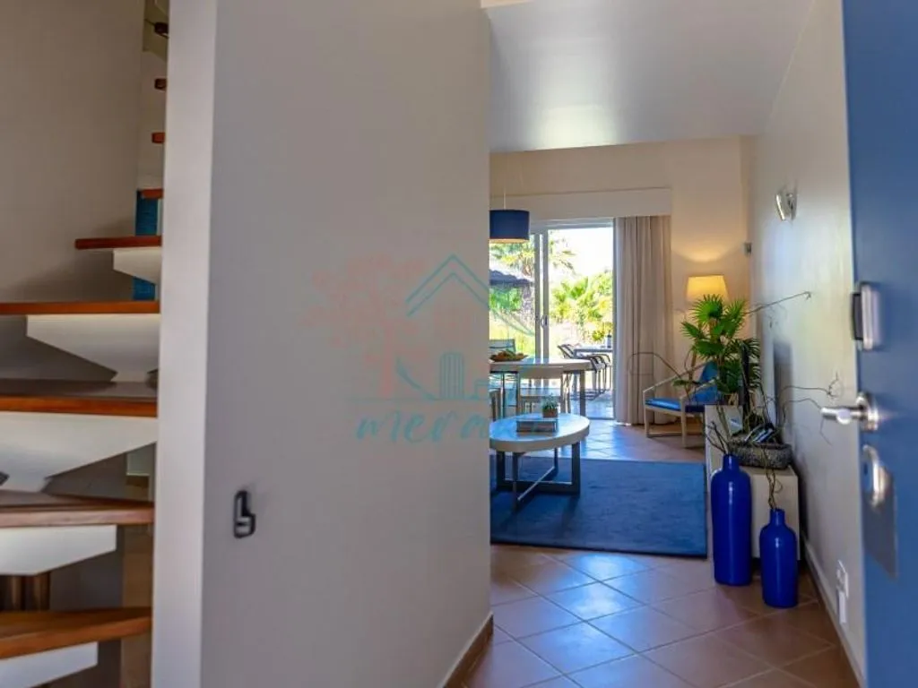Entrée - Luxury Hotel with Resort Amenities in Espiche