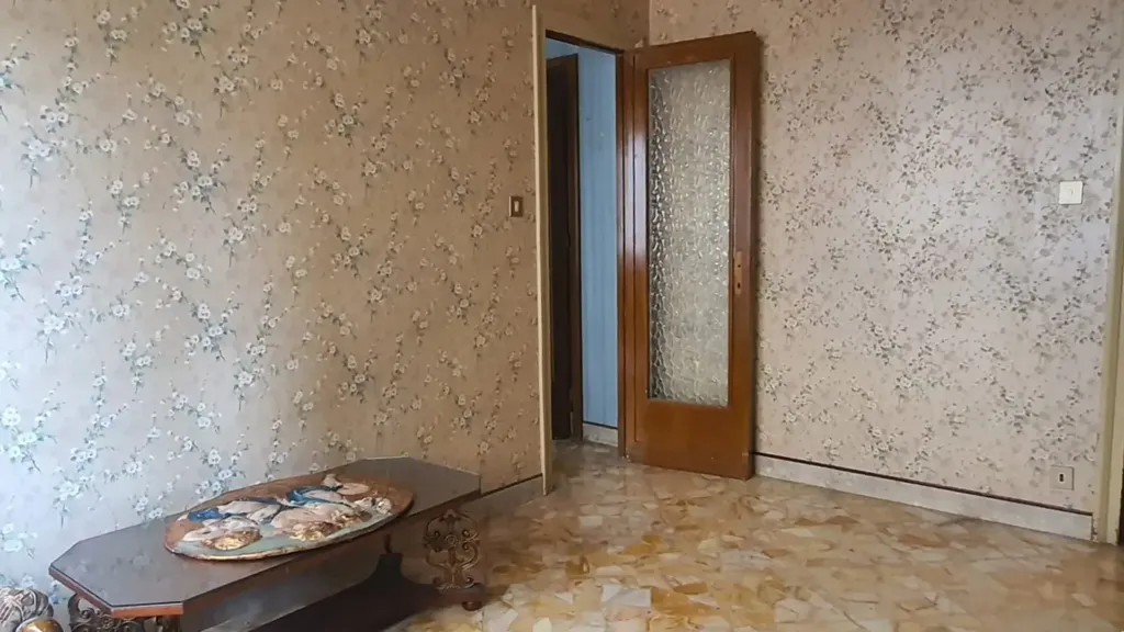 Esik - Spacious Apartment with Terrace in Villabianca