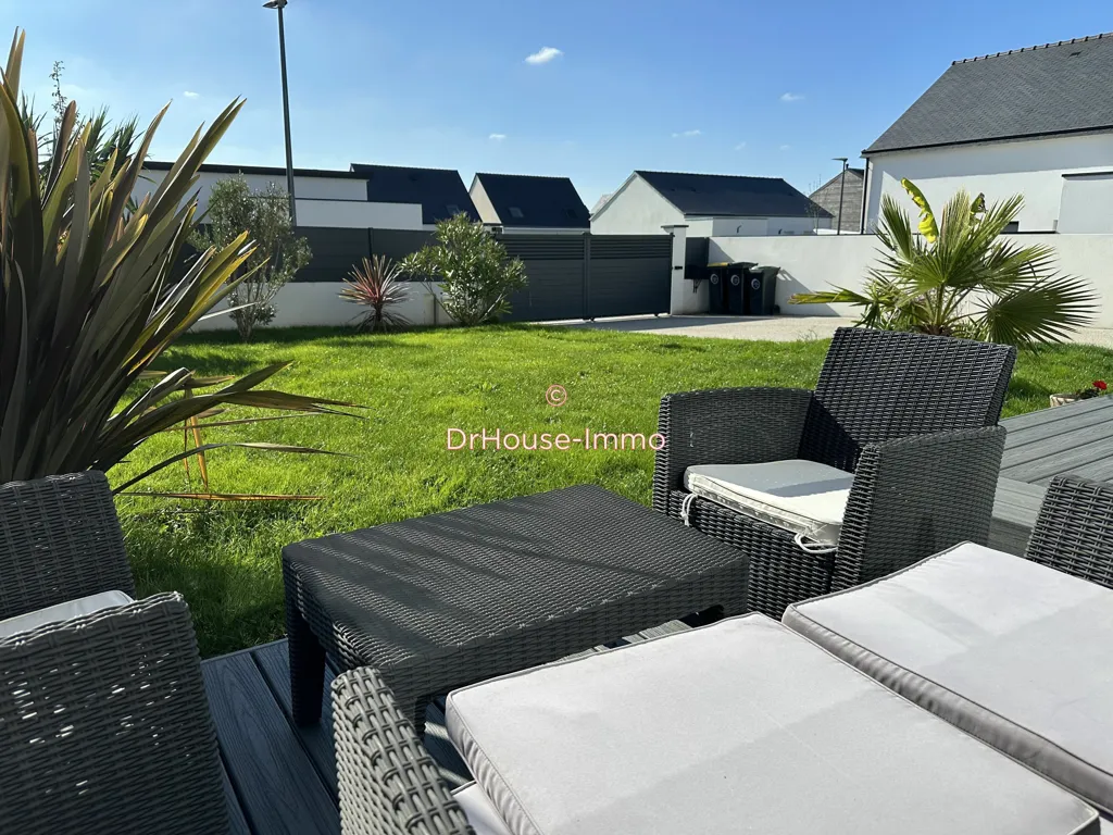 Aed - Contemporary House with Garden near Auray
