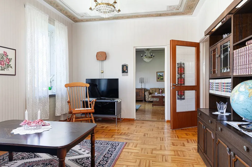 Kabinet - Historic Villa with Garden in Fjärestad