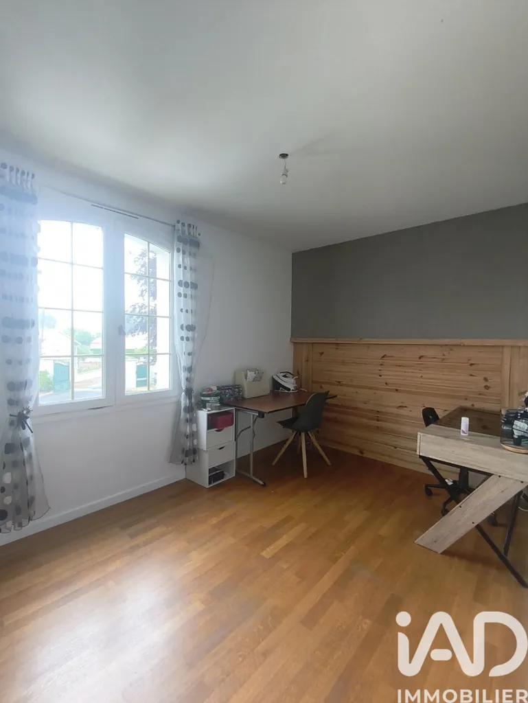 Living Room - Detached House with Pool in Essarts-en-Bocage