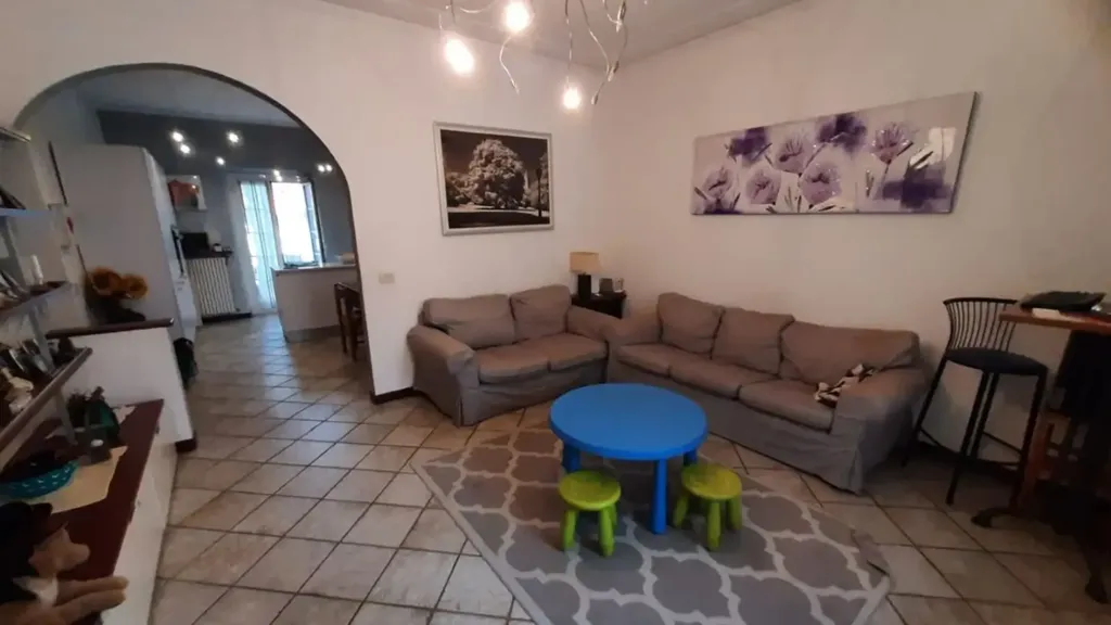 Séjour - Fully Rented Apartment with Balcony in Ovada Centre