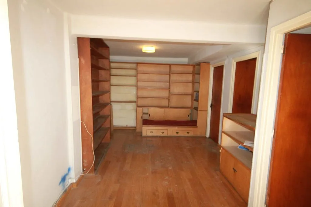 Pièces - Flat for Renovation with Terrace in Aravaca