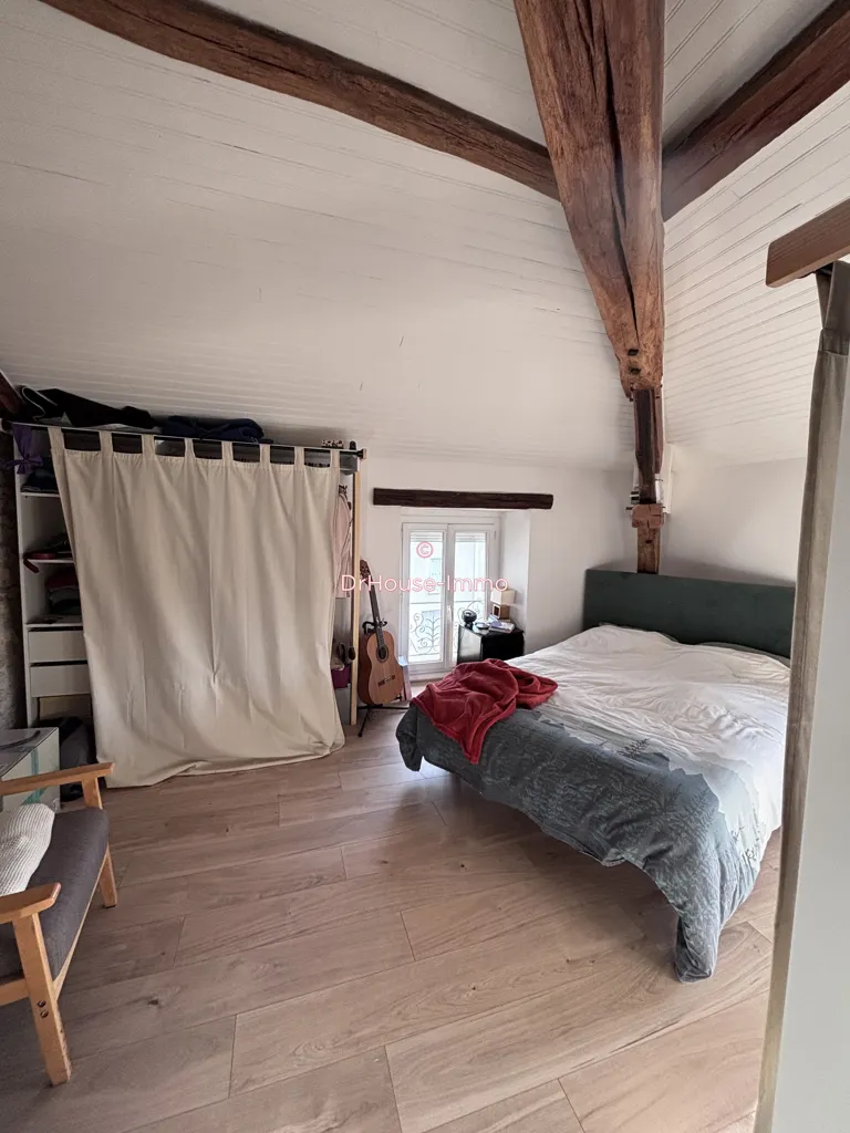 Chambres - Appartement 5 Pièces en Duplex à Cissé